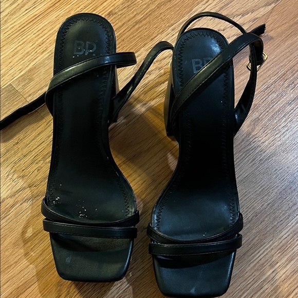 BP Elegant Black Block Heel Sandals - Picture 3 of 4